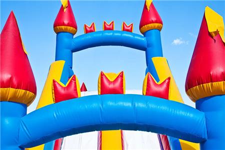 راهنمای کامل قلعه بادی کودک