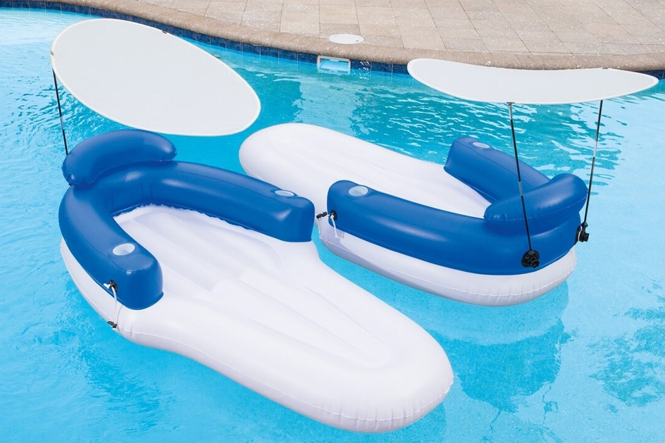 تشک بادی روی آب دارای سایه بان