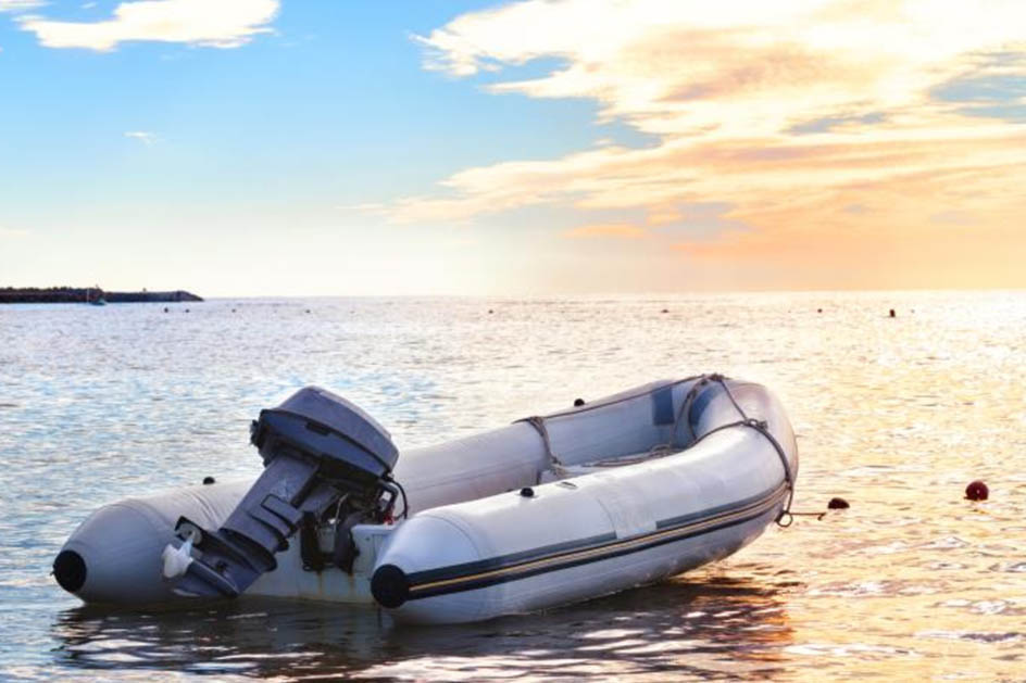 چگونه قایق های بادی را تمیز کنیم؟