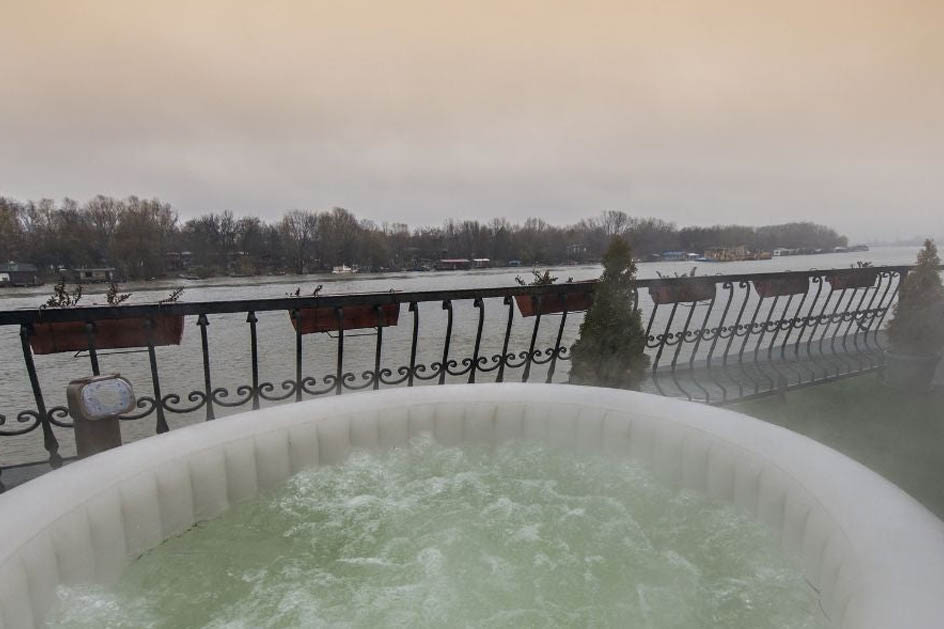 نحوه گرم نگه داشتن جکوزی بادی در زمستان