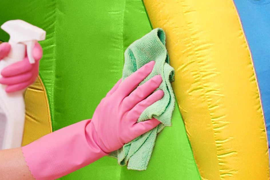 نحوه تمیز کردن خانه های بادی و پرشی