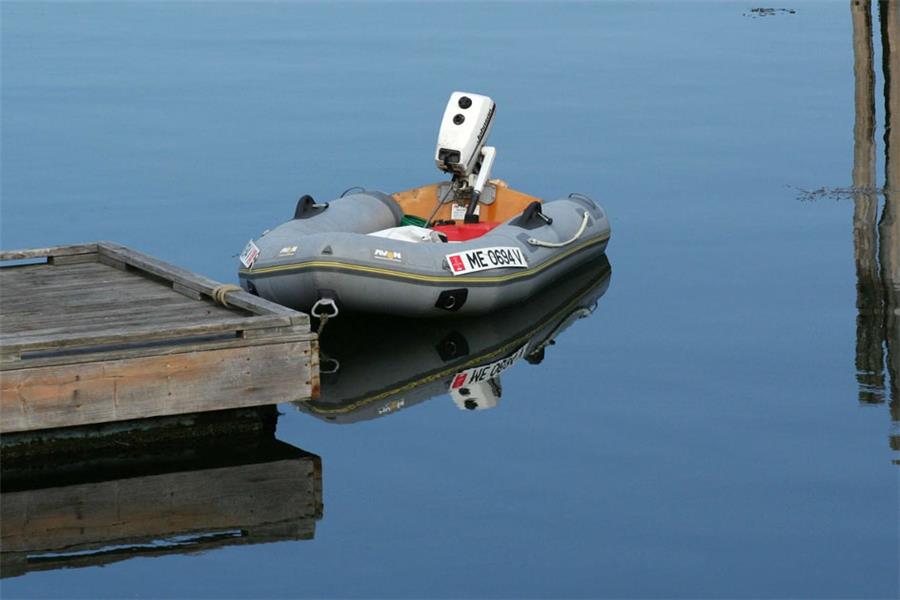 مزایای ماهیگیری با قایق بادی اینتکس چیست؟